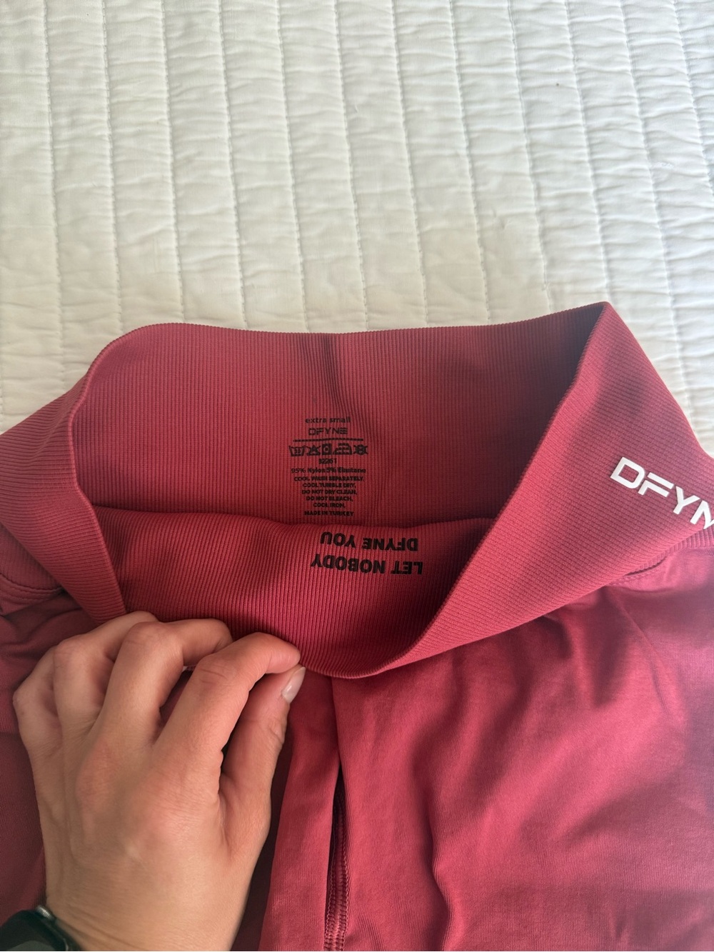 DFYNE Defy 4.5” shorts “Raspberry” - Picture 3 of 4